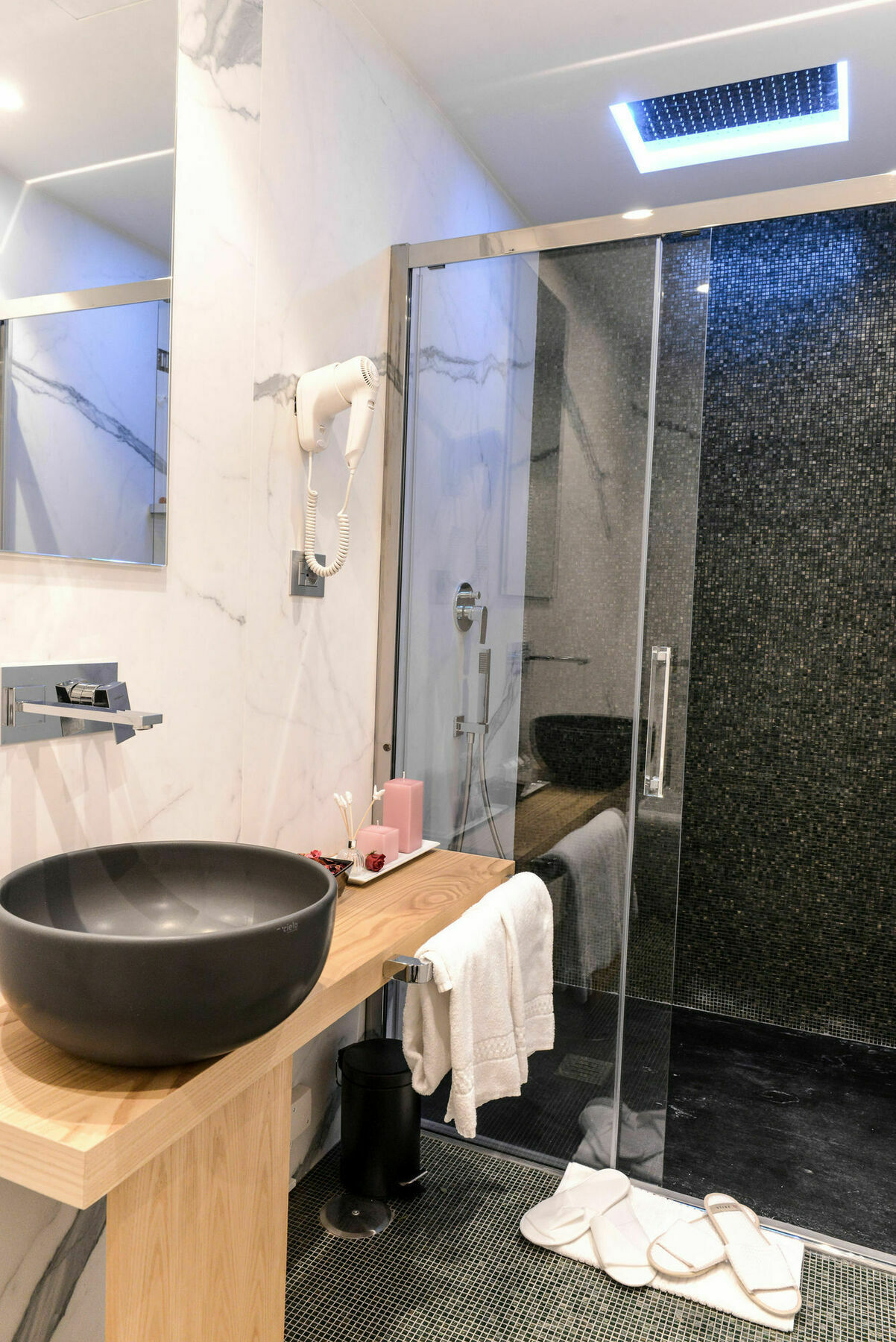 Sun Luxury Pantheon 3* Rom