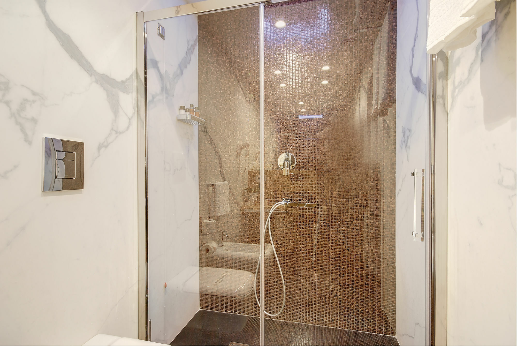 Sun Luxury Pantheon Rom